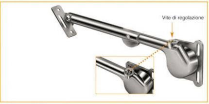 Brazo gabinete con puerta de aluminio hacia abajo derecho Ceam "601" niquelado regulable