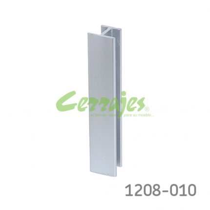 Conector recto para zoclo H=100 mm